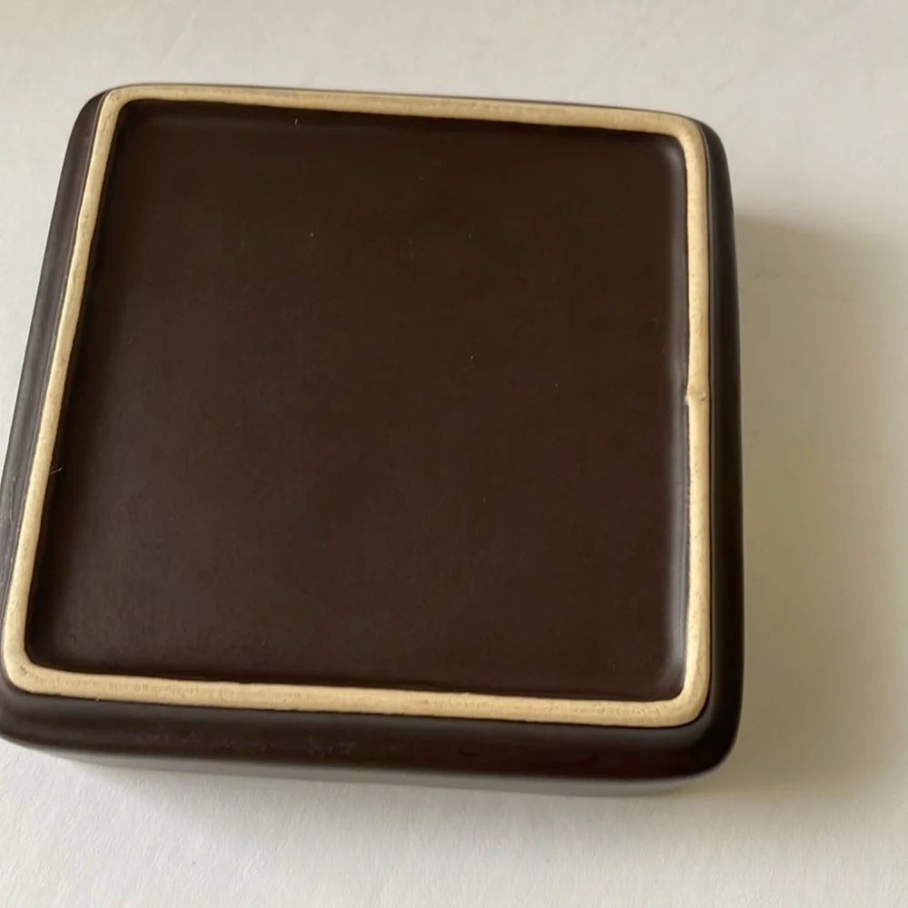 N/A square dish